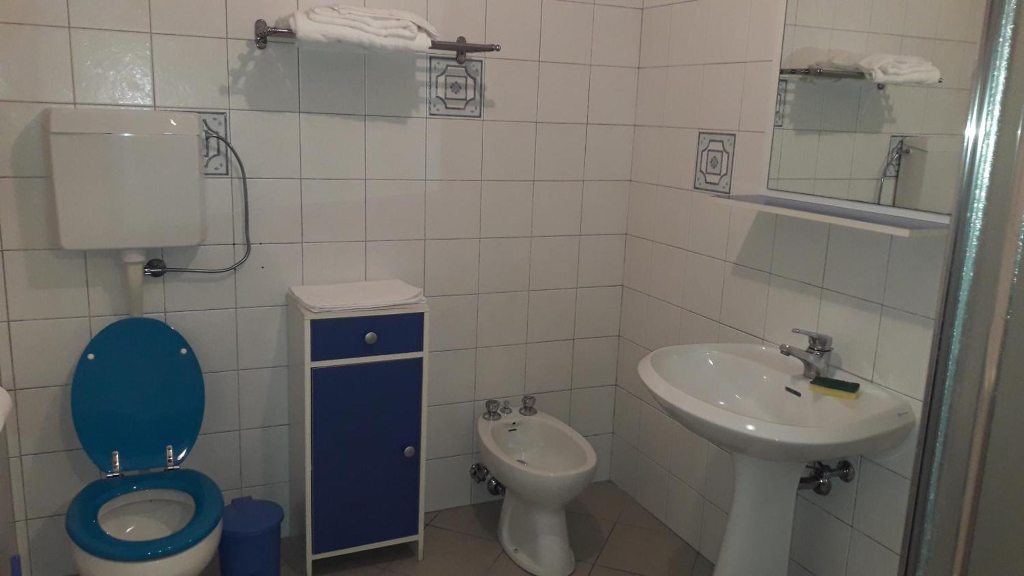 Casa Vacanze Iris, Appartamento Turistico Ravenna Buitenkant foto