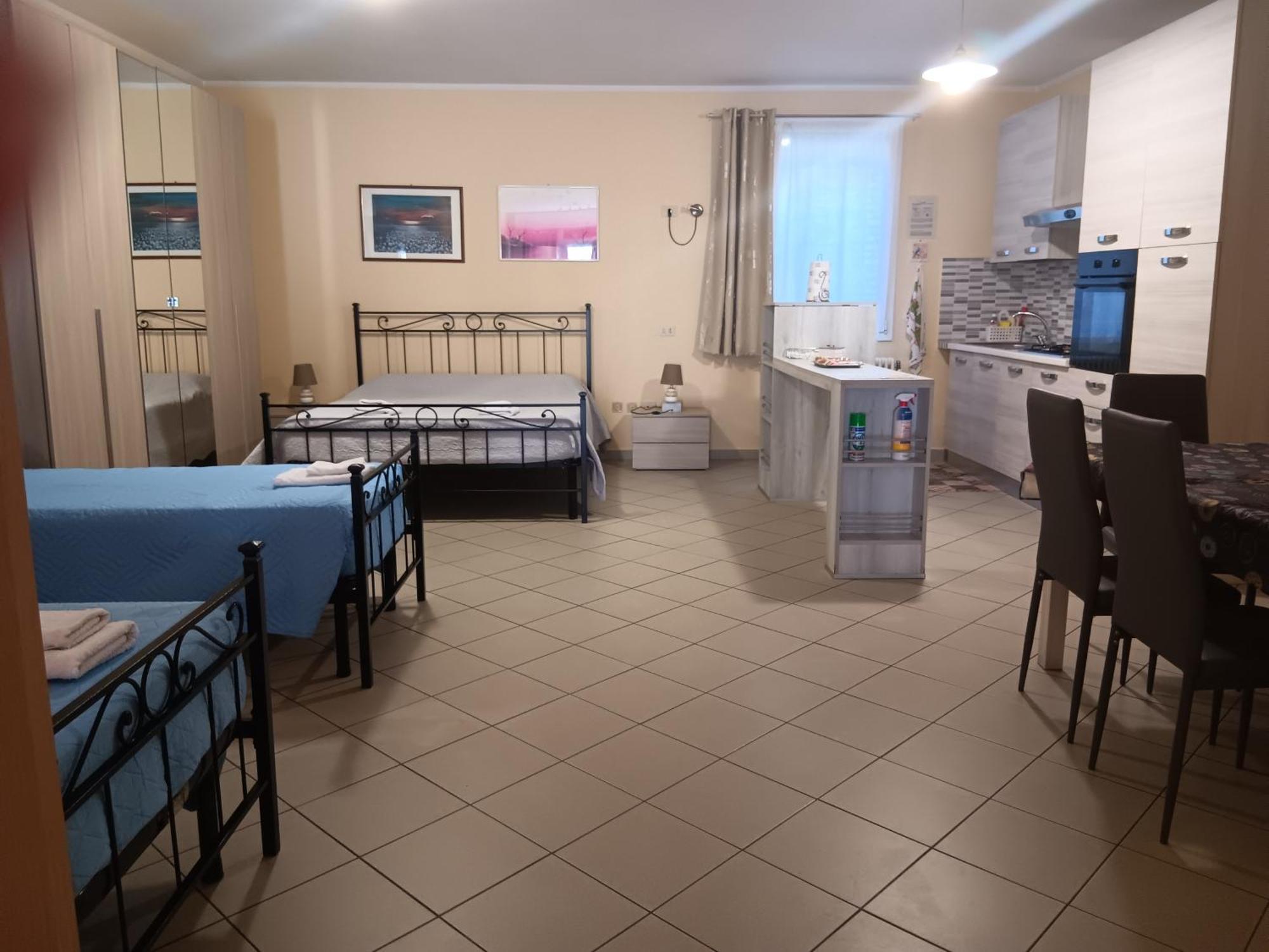 Casa Vacanze Iris, Appartamento Turistico Ravenna Buitenkant foto