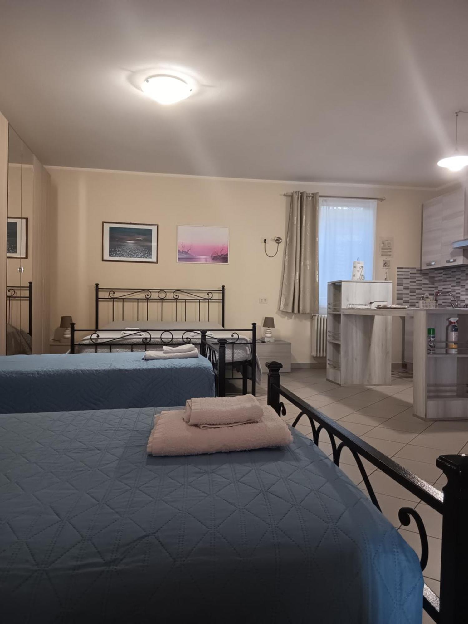 Casa Vacanze Iris, Appartamento Turistico Ravenna Buitenkant foto